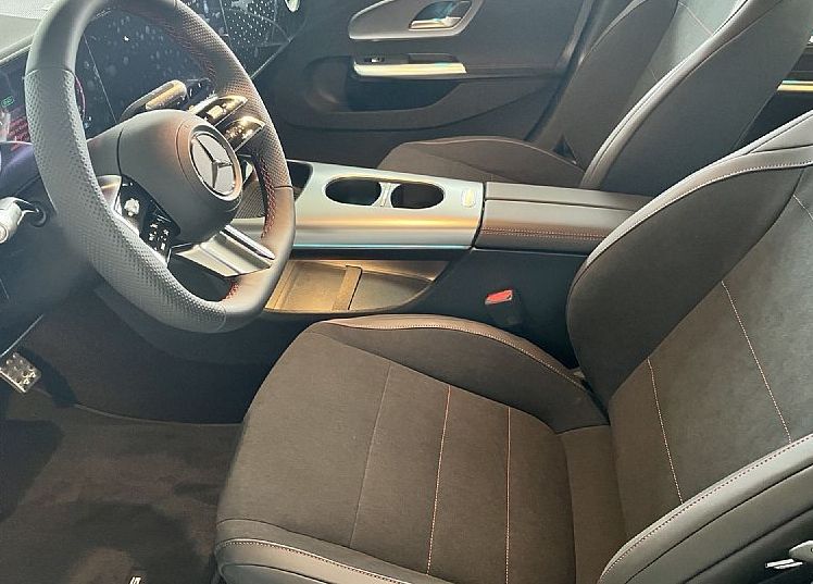 Zunanja slika - Mercedes-Benz CLA-Razred - 180 AMG Line ..na zalogi.. NOVI MODEL - 9