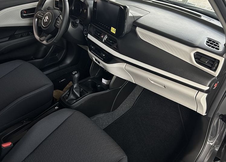 Zunanja slika - Suzuki Swift - 1.2 HIBRID PREMIUM - 7