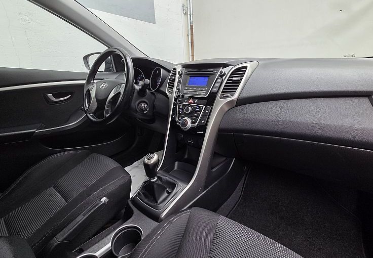 Zunanja slika - Hyundai i30 Wagon - 1.6 GDi Comfort - 10