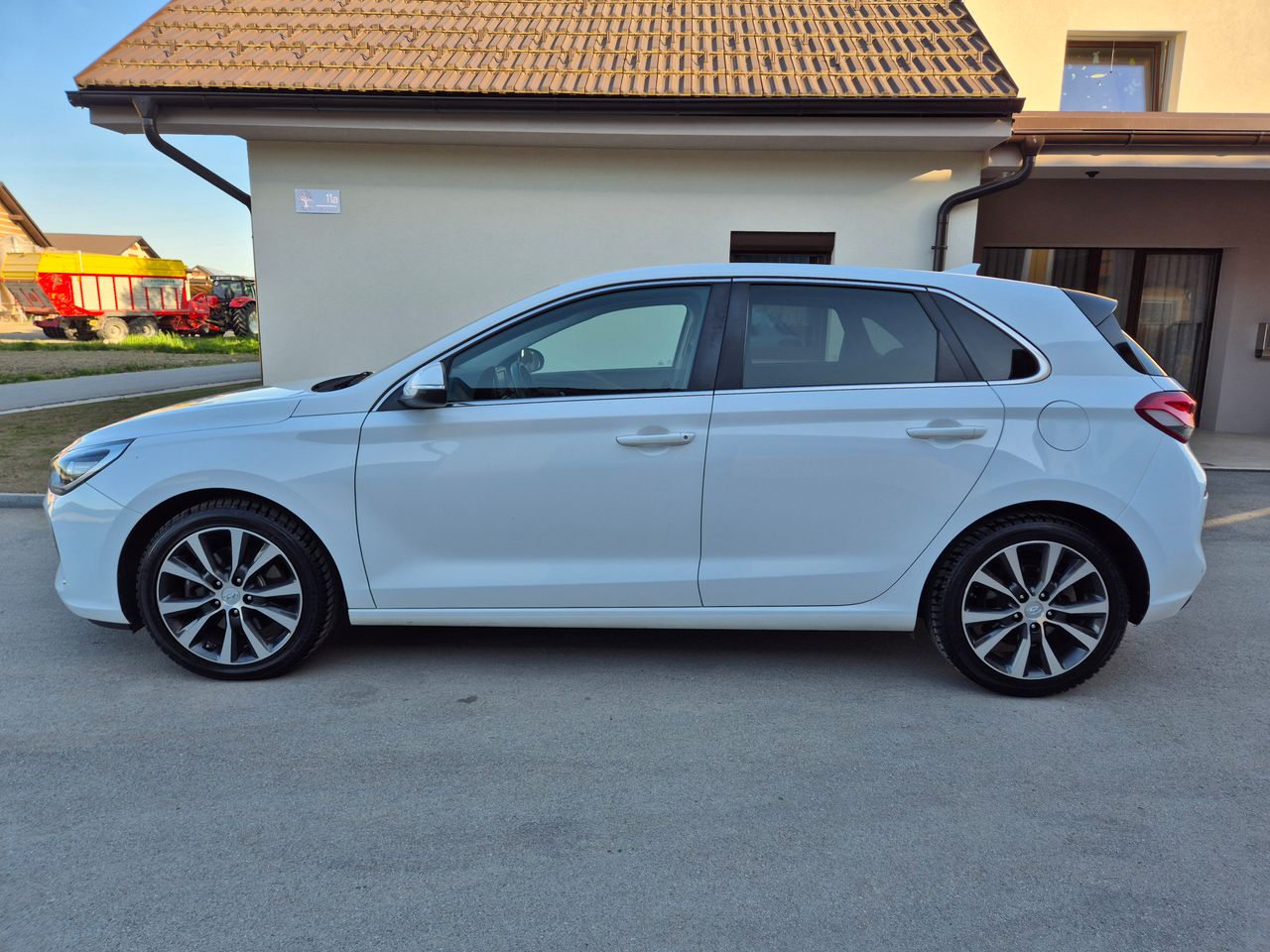Zunanja slika - Hyundai i30 - 1,4 T-GDI 140 Style - 3