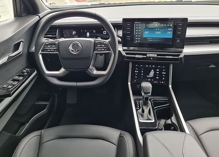 Zunanja slika - KG Mobility Torres - 1.5 T-GDi Special Plus 4x2 A T - 6