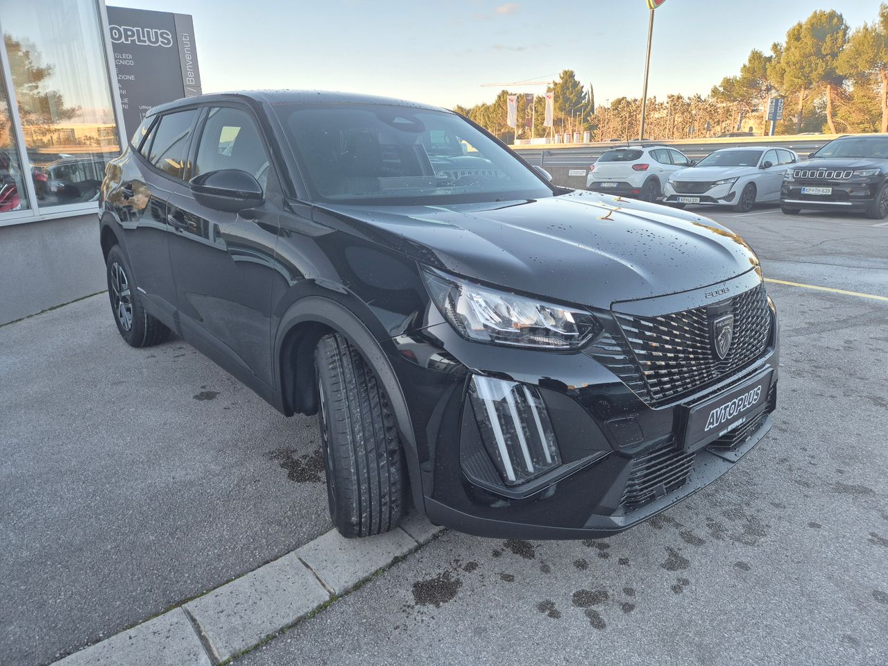 Zunanja slika - Peugeot 2008 - ACTIVE PACK PureTech 100 - 16