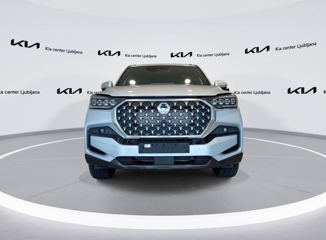 Zunanja slika - SsangYong Rexton - 2.2 XDi Limited+ 4WD AT - 2