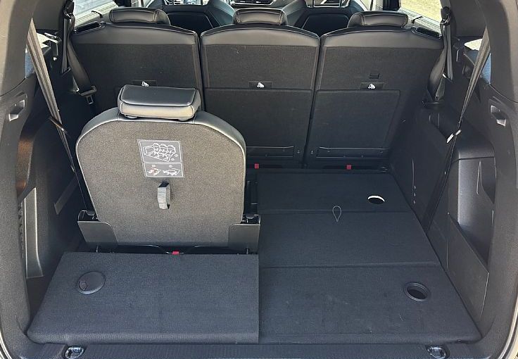 Zunanja slika - Peugeot 5008 - GT Avt. - FULL LED - KAM360 - NAVI - ACC- 7SED - 12