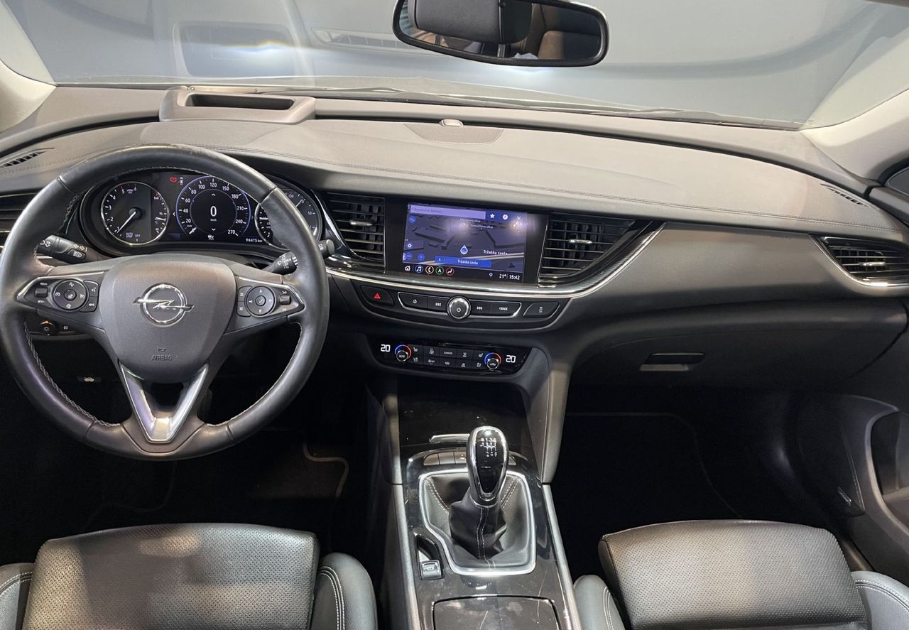 Zunanja slika - Opel Insignia - 1LAST-NAVI-360KAM-HLAJENJE-KEYLESS-RADAR-LED-USNJE - 9
