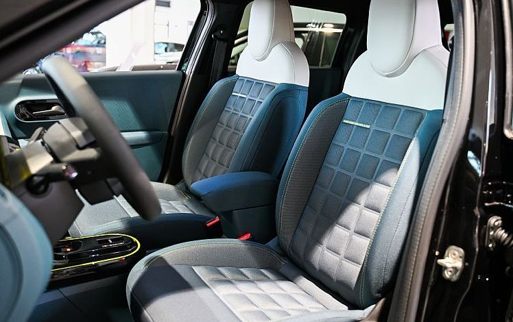 Zunanja slika - Fiat Grande Panda - 44 kWh + 4 ZIMSKE GUME - 6