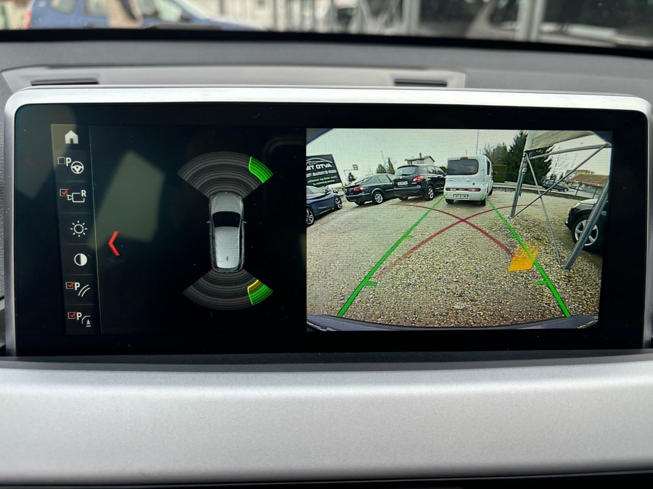 Zunanja slika - BMW X1 - sDrive16d - 18