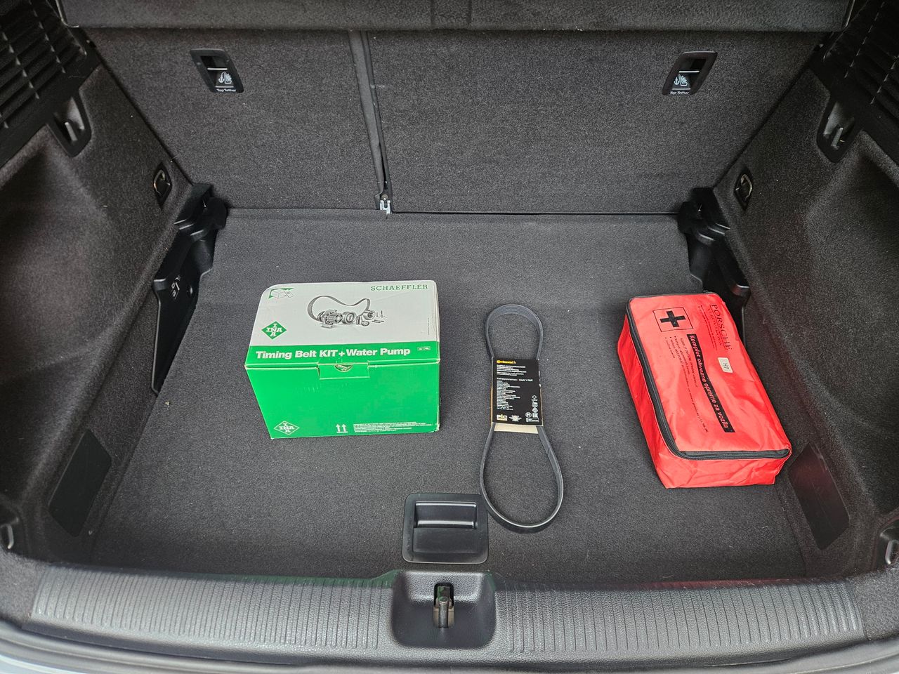 Notranja slika - Audi Q2 - 1,6 TDI (Basis) - 15