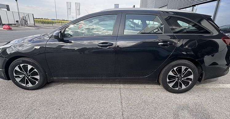 Zunanja slika - KIA Ceed - SW 1.5 T-GDi LX Champion+ MT - 6