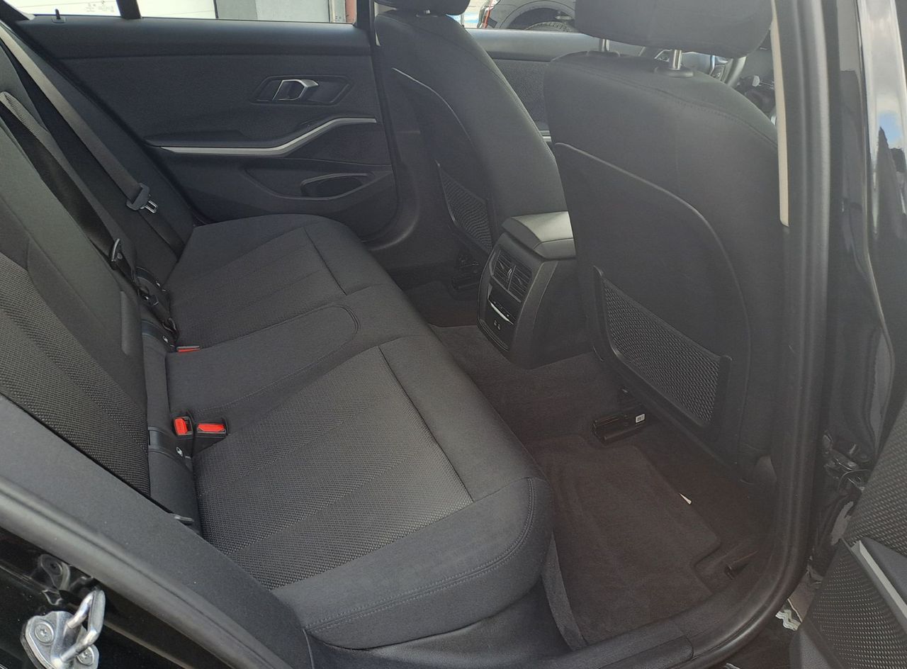 Zunanja slika - BMW Serija 3 - : 320E  A T - 6