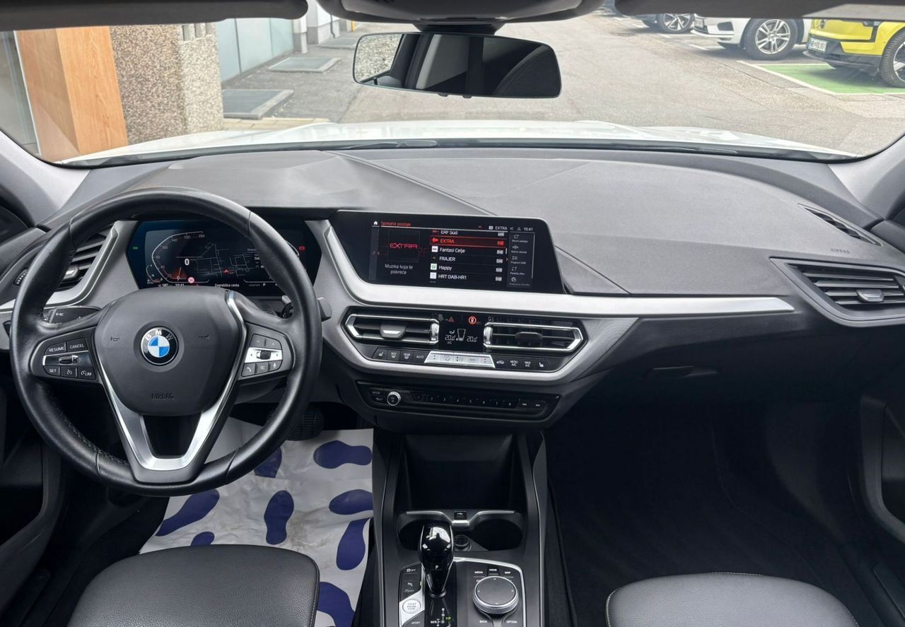 Zunanja slika - BMW Serija 1 - : 118d aut. Sport SLO-1.LAST.-LED - 9