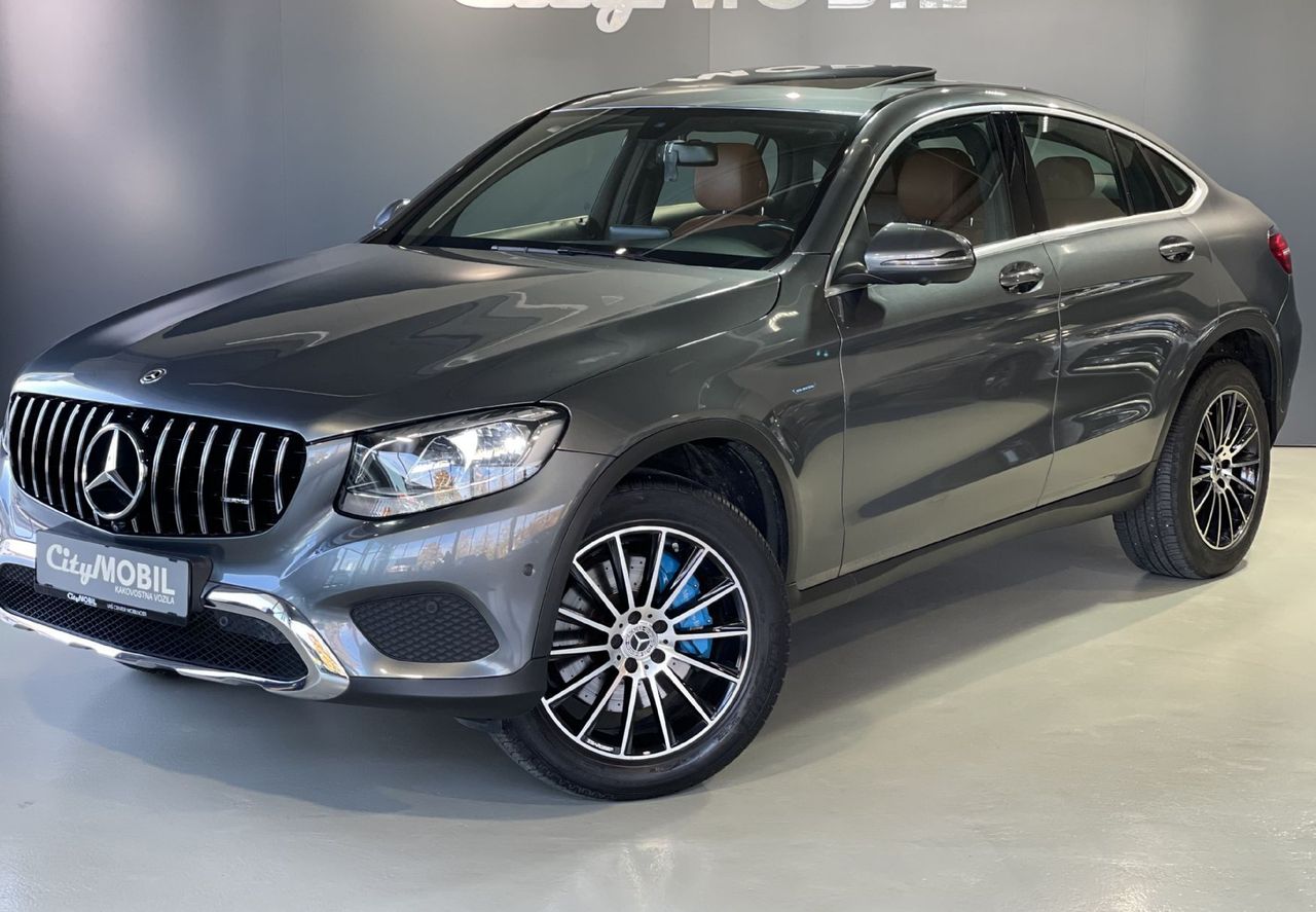 Zunanja slika - Mercedes-Benz GLC-Razred - GLC coupe GLC350e-4MATIC-360KAMERA-EXCLUSIVE-PANO-USNJE-LED - 1
