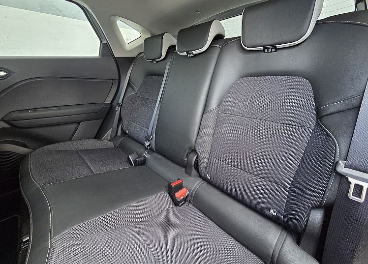 Zunanja slika - Renault Captur - 1.6 E-TECH 145 HEV TECHNO - 8