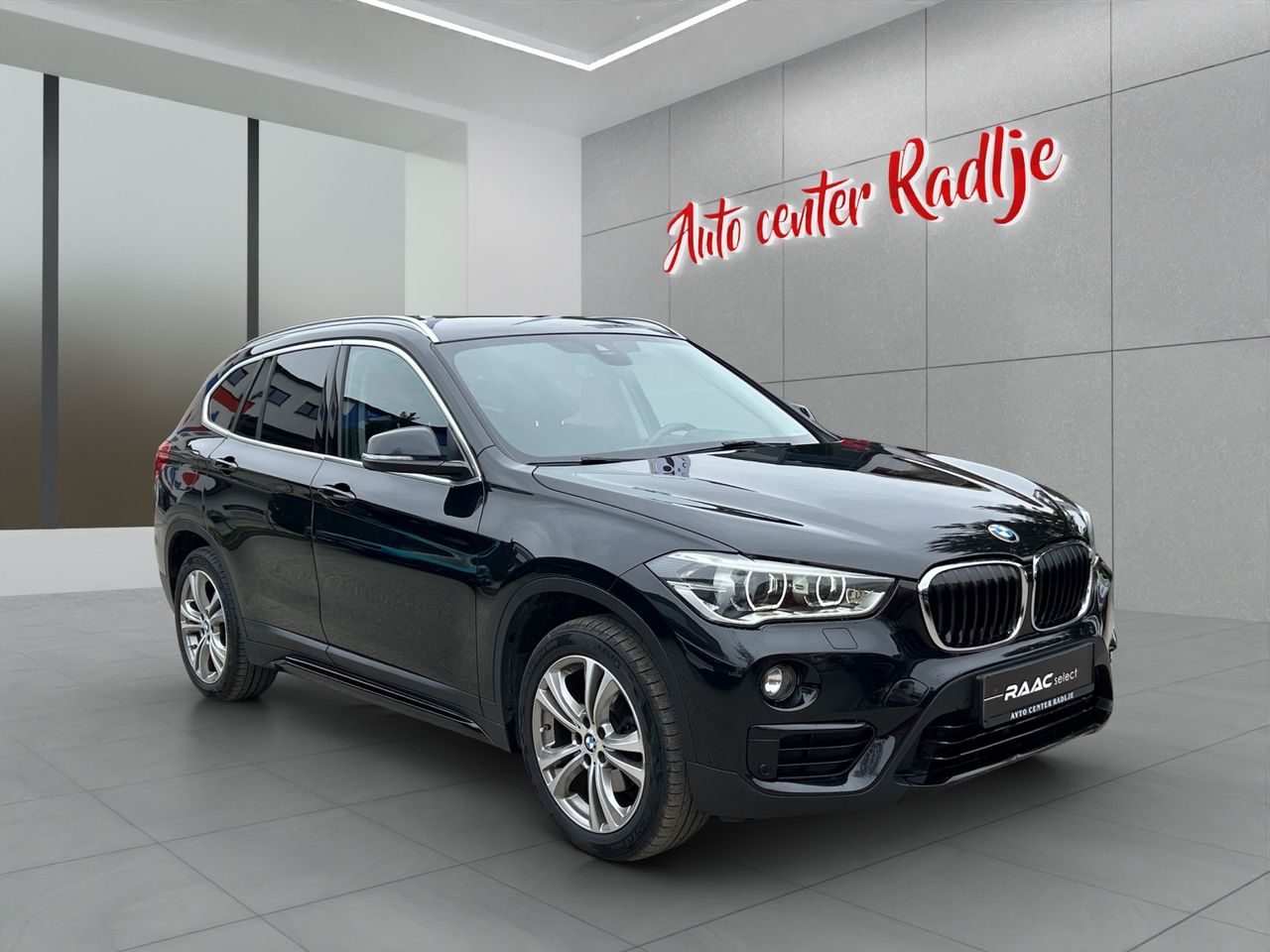 Zunanja slika - BMW X1 - XDRIVE 18/D AUT. - 1