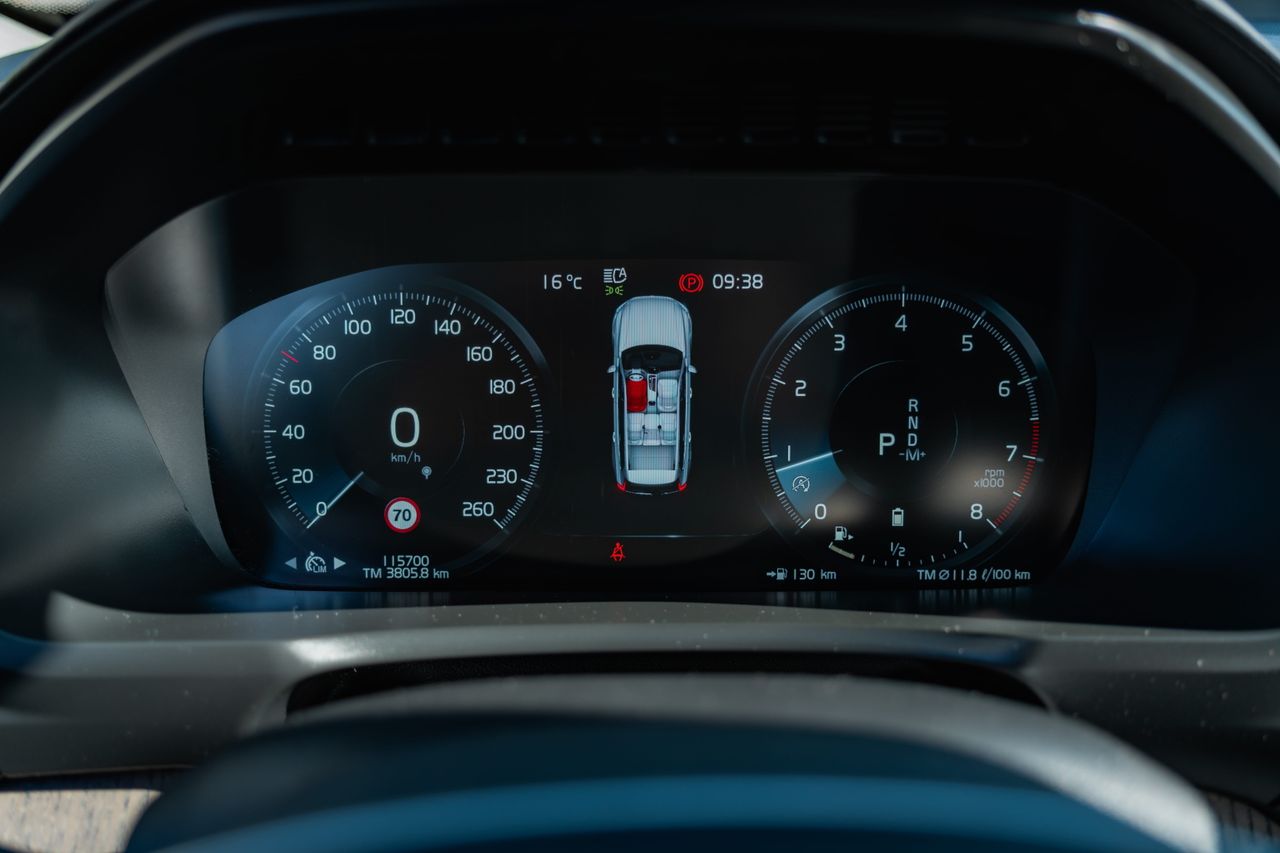 Zunanja slika - Volvo XC90 - B6P AWD Inscription Avt. | VSA MOŽNA OPREMA - 7