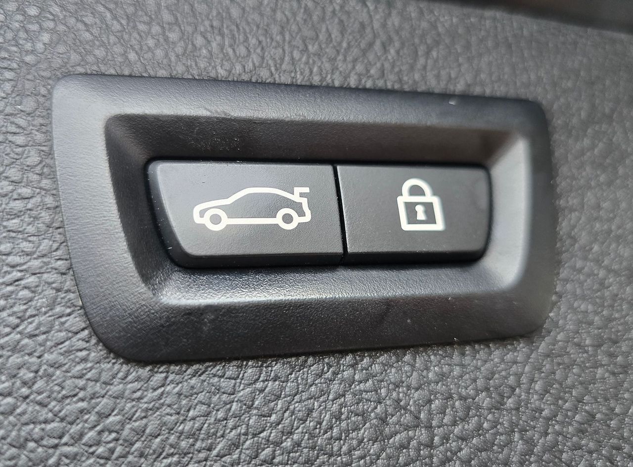 Zunanja slika - BMW Serija 3 - Touring: 320D M Sport AVT|HEADUP|FULL LED|VIRTUAL|18COL - 13