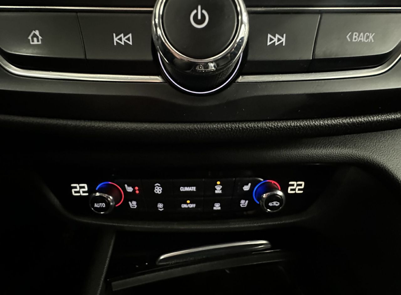 Zunanja slika - Opel Insignia - 2.0 CDTI 154KW INNOVATION 4x4.NEMŠKI+4ALU.USNJE - 12