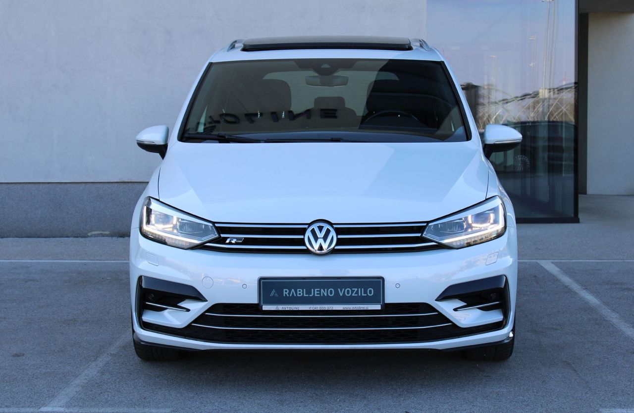 Zunanja slika - VW Touran - 2.0 TDI BMT R-Line 110  150  KLJUKA PANO NAVI - 2