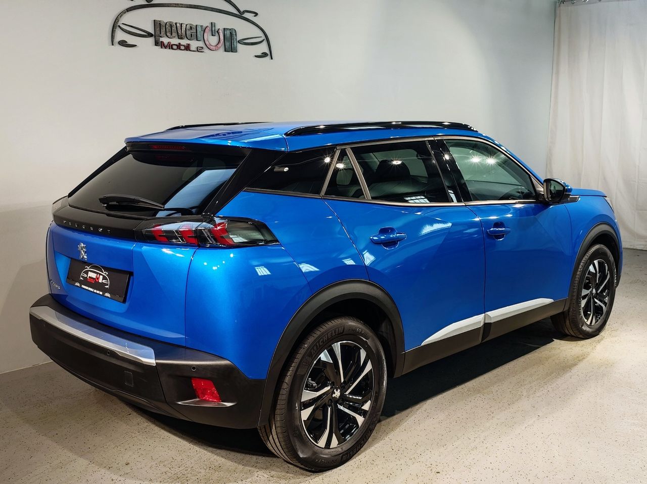 Zunanja slika - Peugeot 2008 - e- Allure - 6