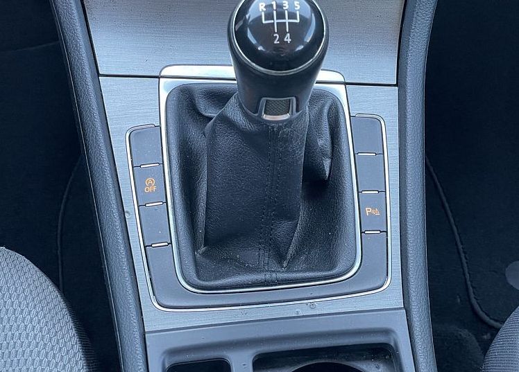 Zunanja slika - VW Golf - 1.2 TSI Comfortline - 9