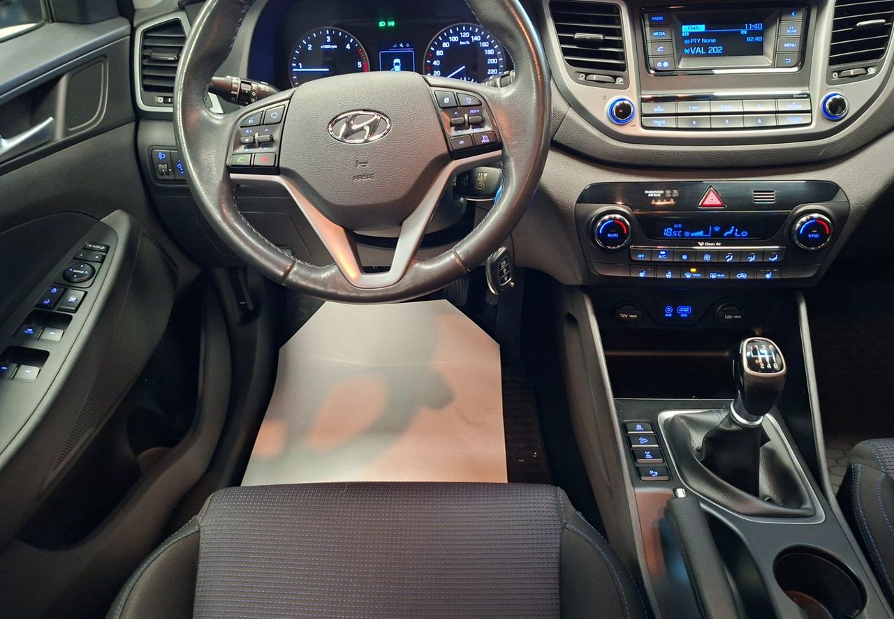 Zunanja slika - Hyundai Tucson - 4WD 2.0 CRDi Style-SLO-ODLIČEN- - 8