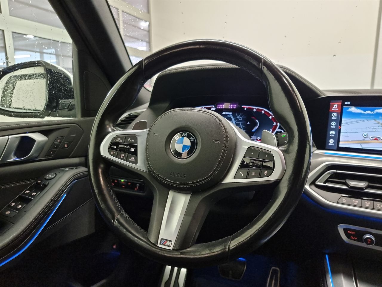 Zunanja slika - BMW X5 - xDrive45e - 13