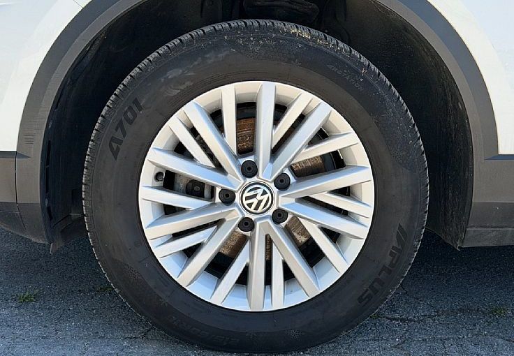 Zunanja slika - VW T-Roc - ACC - LANE ASS. - GRETJE SED. - 5