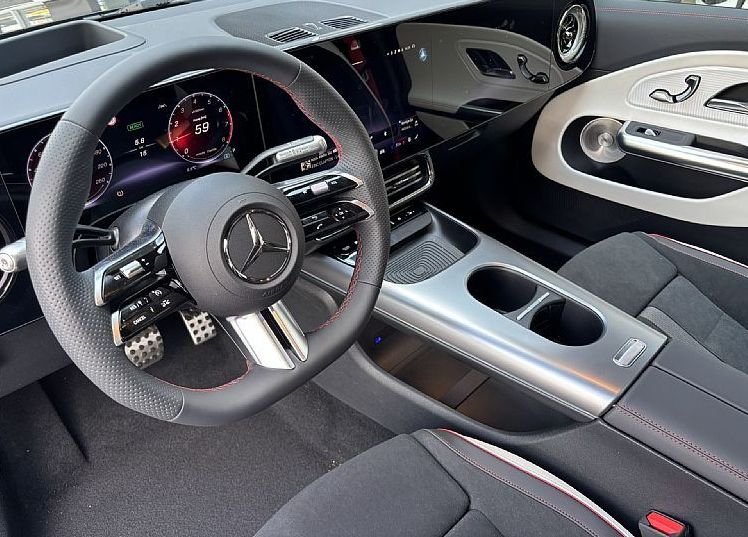 Zunanja slika - Mercedes-Benz CLA-Razred - CLA 200 AMG LINE Plus. Burmester... - 5