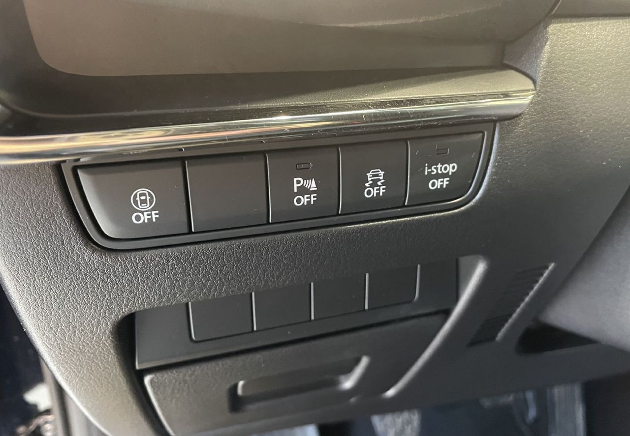 Zunanja slika - Mazda Mazda3 - HEAD UP-KEYLESS-VIRTUAL-NAVIGACIJA-KAMERA-ACC-LED - 14