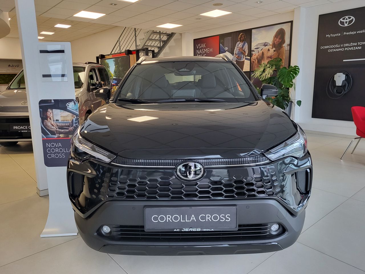 Zunanja slika - Toyota Corolla - 1.8 HEV Style - 2