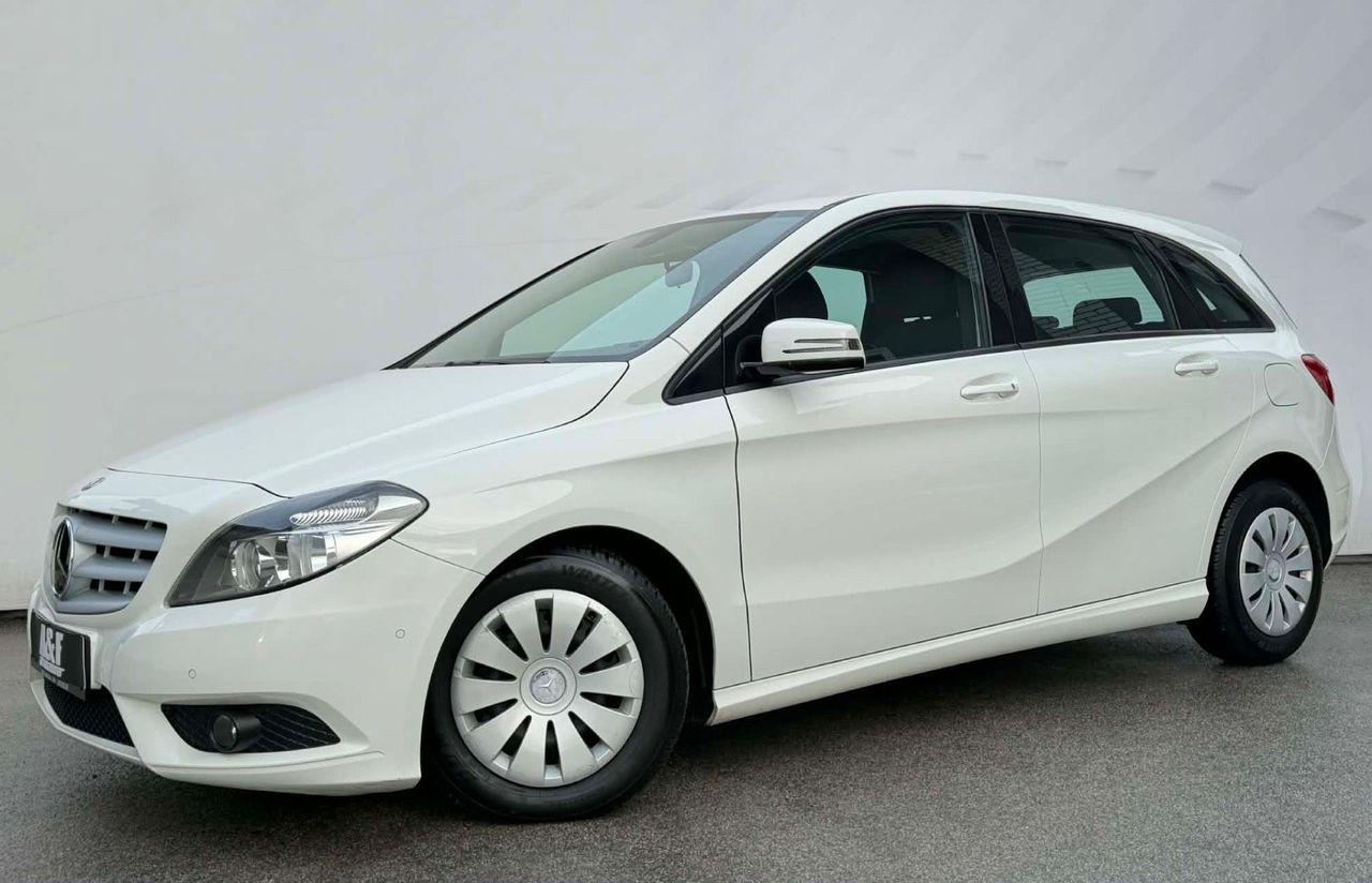 Zunanja slika - Mercedes-Benz B-Razred - 180 CDI-2 LASTNIK-LIZING ZA TUJCE-PDC-TEMPOMAT-... - 1