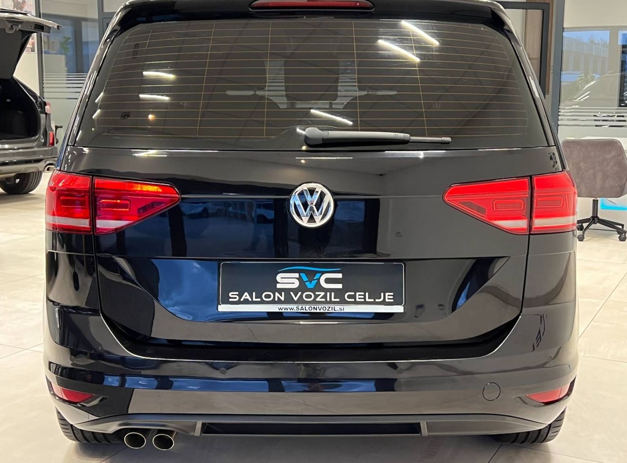 Zunanja slika - VW Touran - 2.0TDI-150KM-HIGHLINE-NAVI-ACC-2X-PDC-PRIKLOP-18C - 6