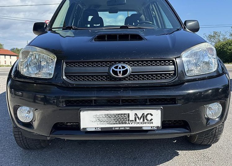 Zunanja slika - Toyota RAV4 - 2.0d 116ks 4x4 °SLO-POREKLO° °SAMO 190.900 km° - 9