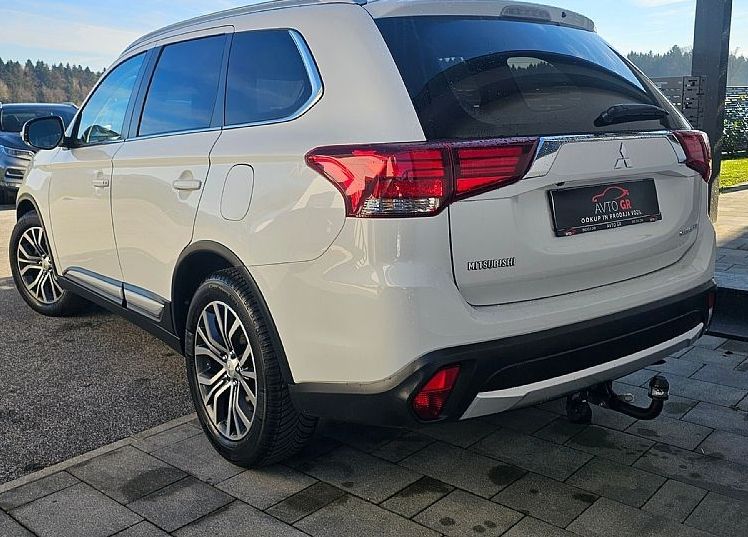 Zunanja slika - Mitsubishi Outlander - 2.2 DI-D 4WD INTENSE+AVT-.KLJUKA- LED-NAVI-PERLA B - 7