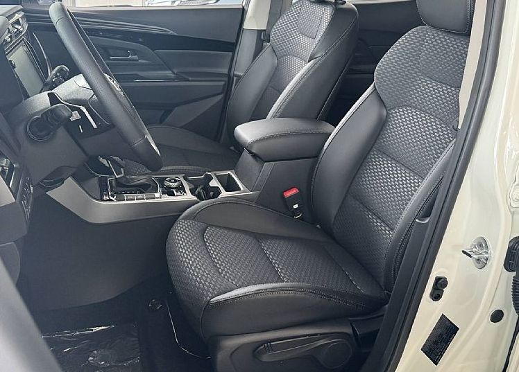 Zunanja slika - KG Mobility Korando - 1.5 T-GDI 110 kW Smart A T - 5