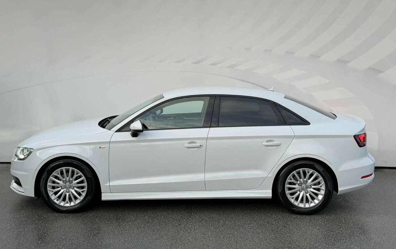 Zunanja slika - Audi A3 - 1.6 TDI-LIMO-NAVI-LIZ1NG ZA TUJCE-PDC-TEMPOMAT- - 4