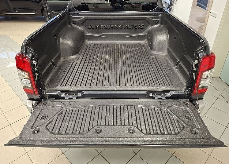 Zunanja slika - Mitsubishi L 200 - 2.3 4X4-1.LASTNIK-SLO-LED-NAVI-KAMERA-ODLIČEN- - 19
