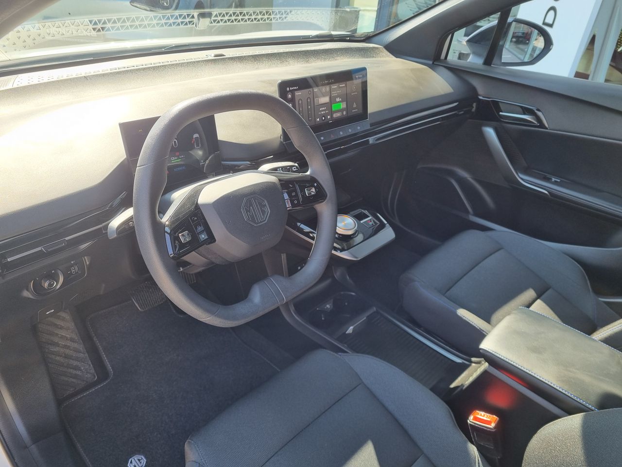 Zunanja slika - MG MG4 - 125KW - SAMO 16.242KM - 3.000€ SUBVENCIJE - 3