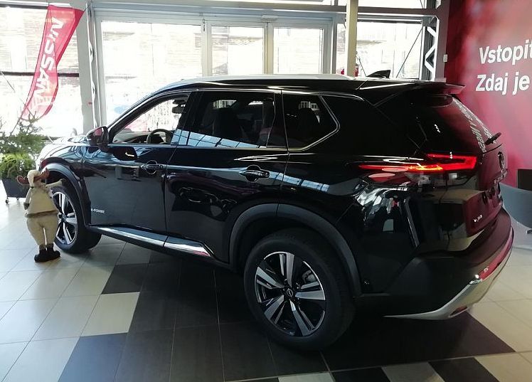 Zunanja slika - Nissan X-Trail - 1.5 E-4ORCE 213 TEKNA 4WD - 3