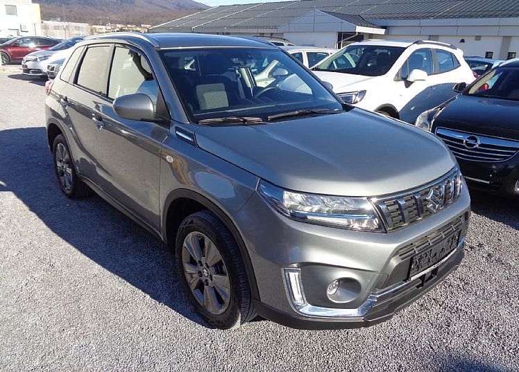 Zunanja slika - Suzuki Vitara - 1.5 115hp AUTOMATIC - ODLIČNA -SAMO 61.000km - 2