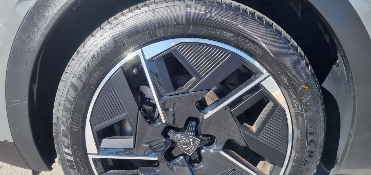 Zunanja slika - Peugeot 408 - 1.6 PHEV GT 225 - KOT NOV - SAMO 15.997KM - 15
