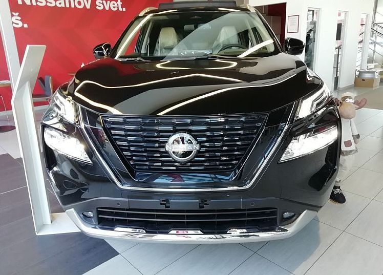 Zunanja slika - Nissan X-Trail - 1.5 E-4ORCE 213 TEKNA 4WD - 8