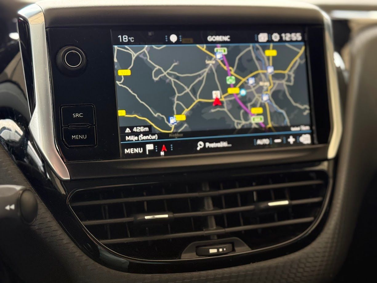 Zunanja slika - Peugeot 208 - 1,2 PureTech 110 S&S Allure - 10