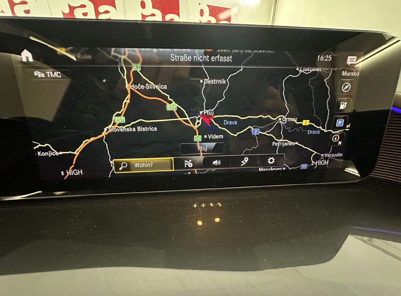 Zunanja slika - Mercedes-Benz EQC - 400 4MATIC AMG.NEMŠKI+4ALU.KAMERA.LED.ACC.USNJE - 12