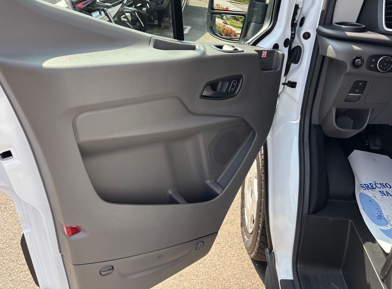 Zunanja slika - Ford Transit - 2026 - 12