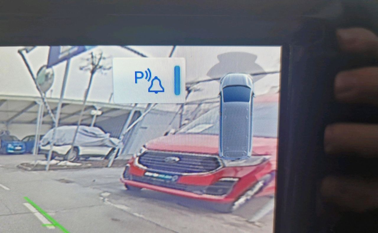 Zunanja slika - Ford Tourneo Courier - TITANIUM 1.0ECOBOOST-SLO-ZIM.PAKET-KAMERA-KEYLESS - 23