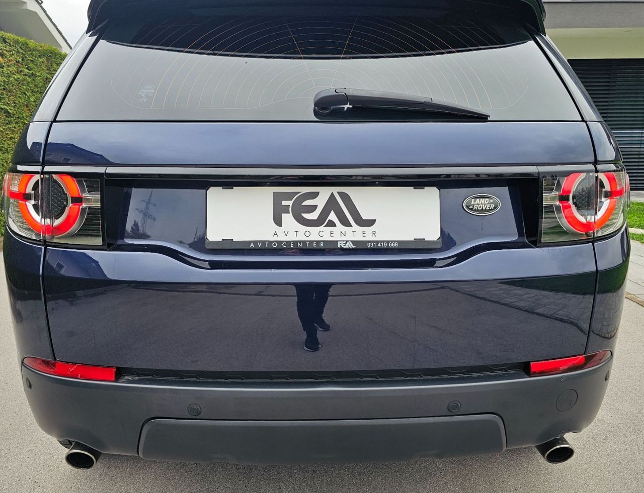 Zunanja slika - Land Rover Discovery Sport - 2.0TD4 HSE-KAMERA-NAVI-XENON-LED-TEMPOMAT - 8