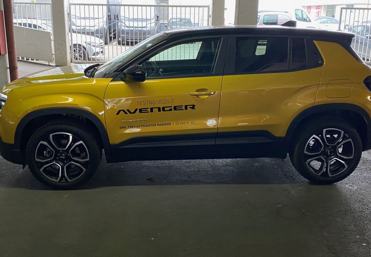 Zunanja slika - Jeep Avenger - 1.2 E-DCT MHEV 100 altitude TESTNO VOZILO - 3
