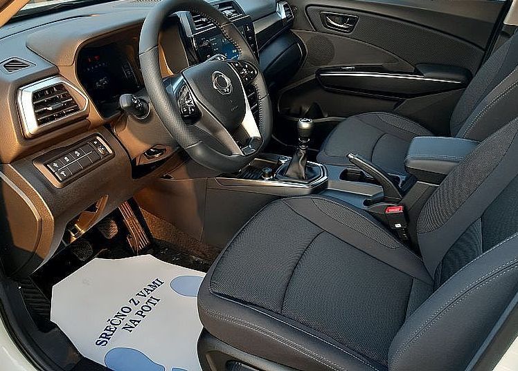 Zunanja slika - SsangYong Tivoli - 1.5 GDI-T - 6