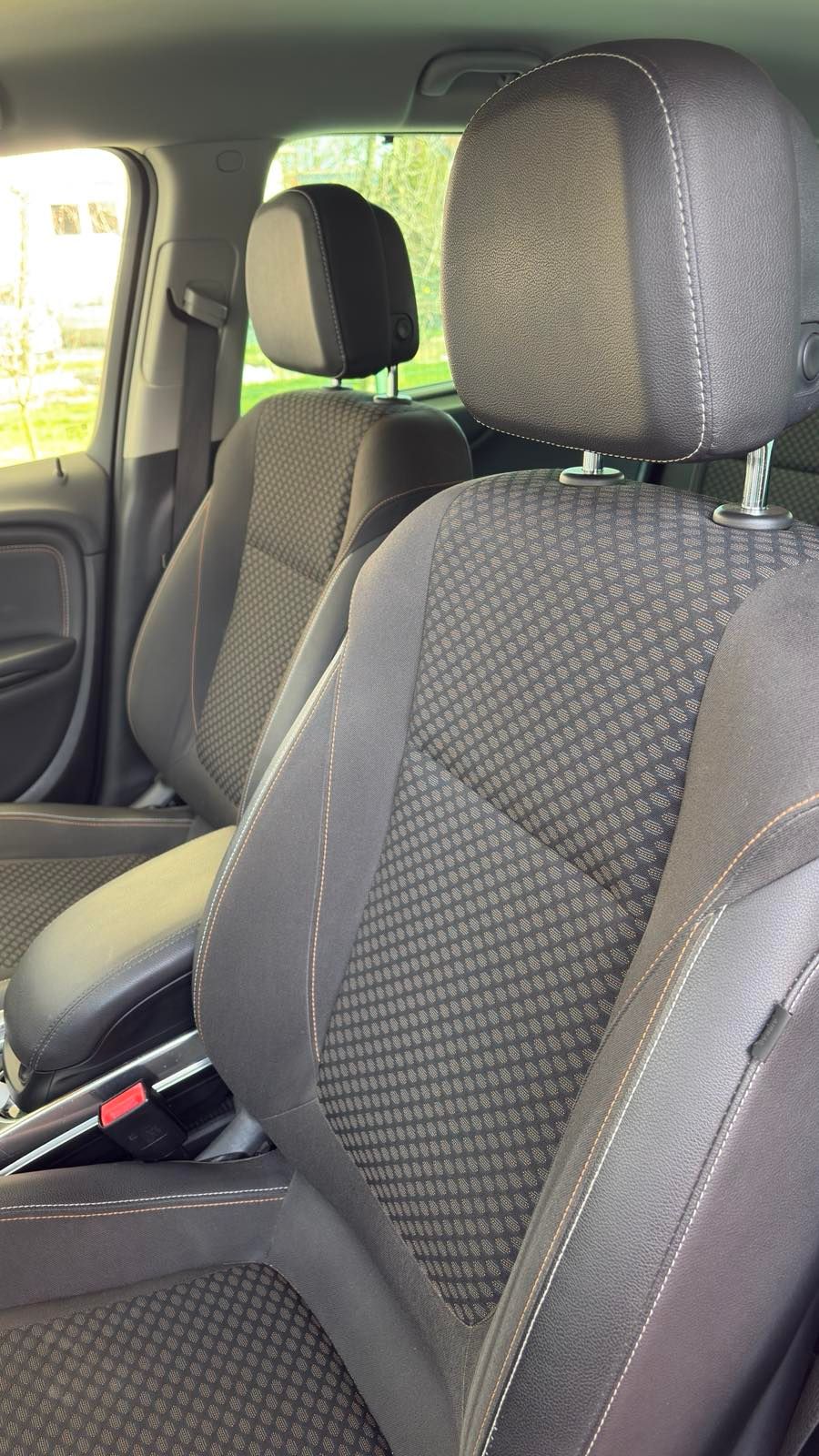 Notranja slika - Opel Zafira - Tourer 1,4 Turbo Enjoy Avt. - 7